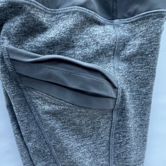Ivivva by Lululemon Athletic Leggings Grey with side pockets Girls Size 10 - Picture 14 of 15